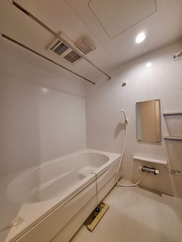 グレースハイツの浴室|落ち着いた空間のお風呂です