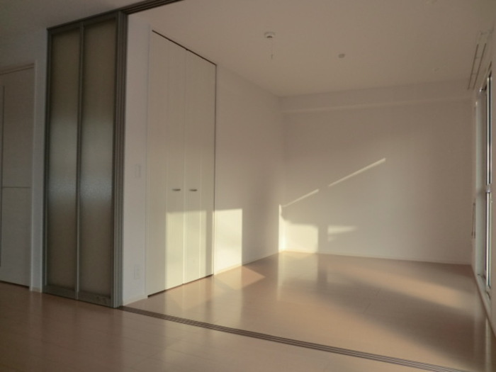 ウィズテリアの洋室|ゆったりした洋室です