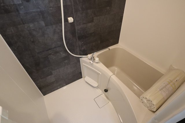 The Residence船橋の浴室|落ち着いた空間のお風呂です