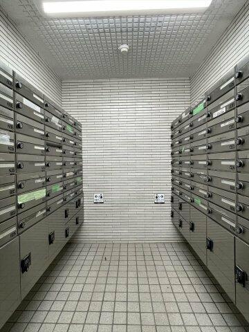 スカイコート向ケ丘遊園のその他共用部分|メールボックス