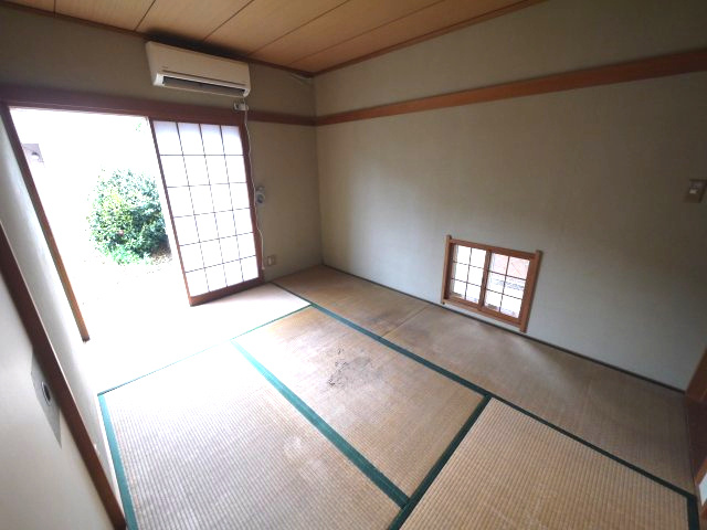 山武市松尾町高富　中古戸建の和室|平成6年12月築4LDK  JR総武本線松尾駅徒歩約34分  シテムキッチン リフォーム必要です
 