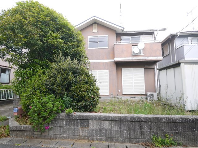山武市松尾町高富　中古戸建の外観|平成6年12月築4LDK  JR総武本線松尾駅徒歩約34分  シテムキッチン リフォーム必要です
 