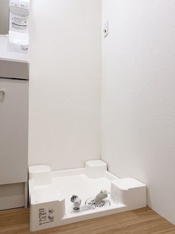 RENATUS PRIMOの洗面所|室内に洗濯機置き場あります