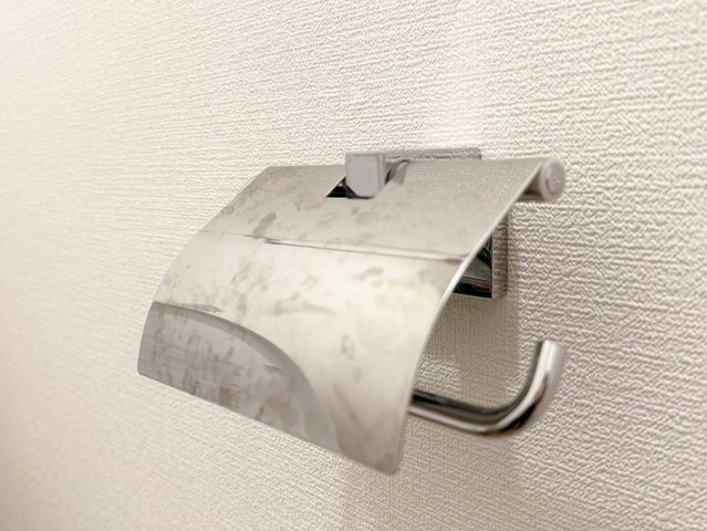 RENATUS PRIMOのトイレ|ペーパーホルダーもお洒落