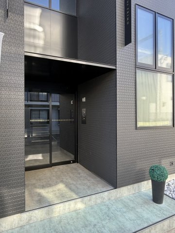 RENATUS PRIMOのエントランス