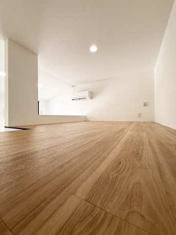 RENATUS PRIMOの収納|5.2帖の広々なロフト