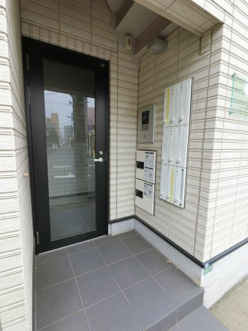 AJ船橋のエントランス