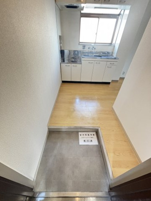 【玄関】 | ソレイユ12