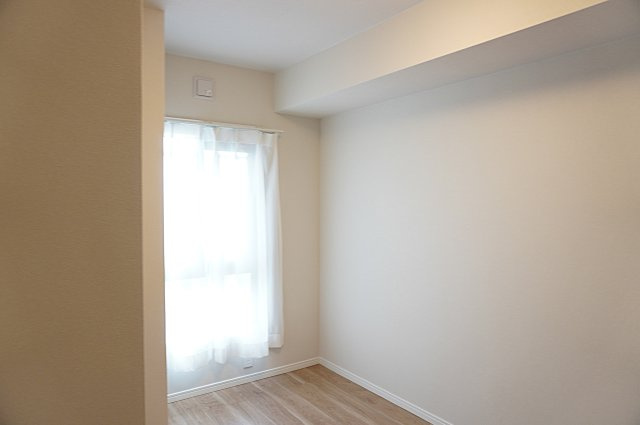 クリオ草加壱番館の洋室