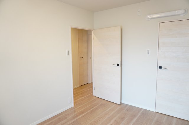 クリオ草加壱番館の洋室