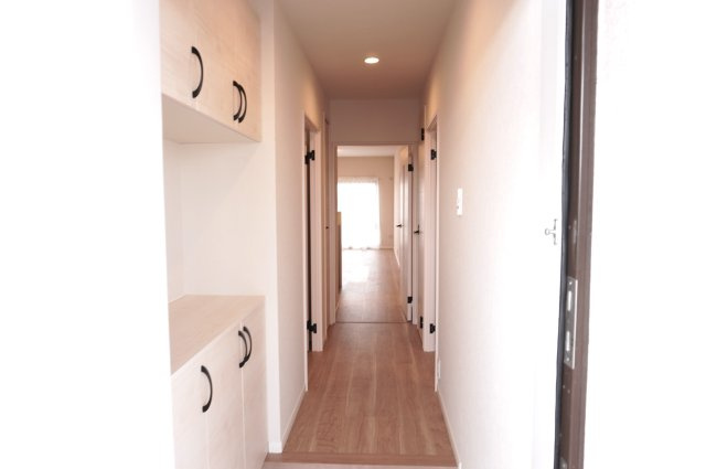 クリオ草加壱番館の玄関