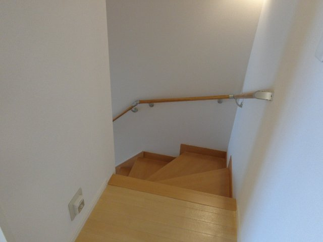 Ｅｓｔａｔｅの設備|階段