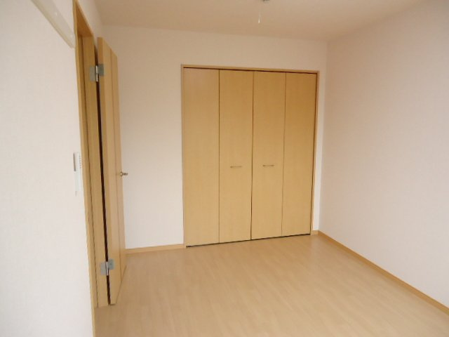 Sereno Sophia(セレーノ・ソフィア)の寝室|北側洋室