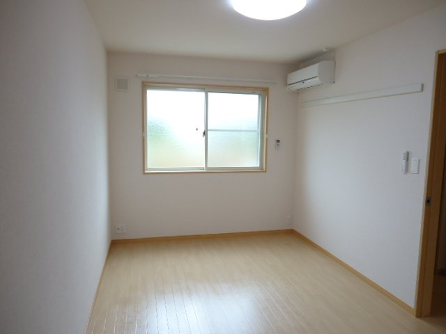 Sereno Sophia(セレーノ・ソフィア)の寝室|北側洋室