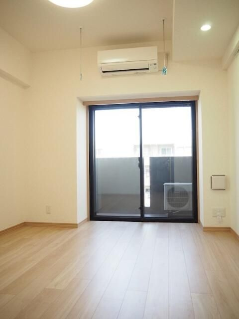 ルーブル中板橋弐番館の居間・リビング