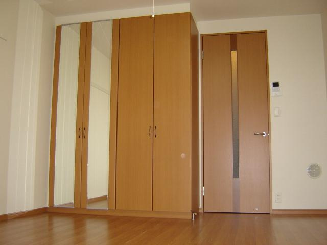 パークサイドの居間・リビング|洋室