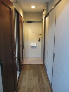 【玄関】 | 朝日シティパリオ王子神谷