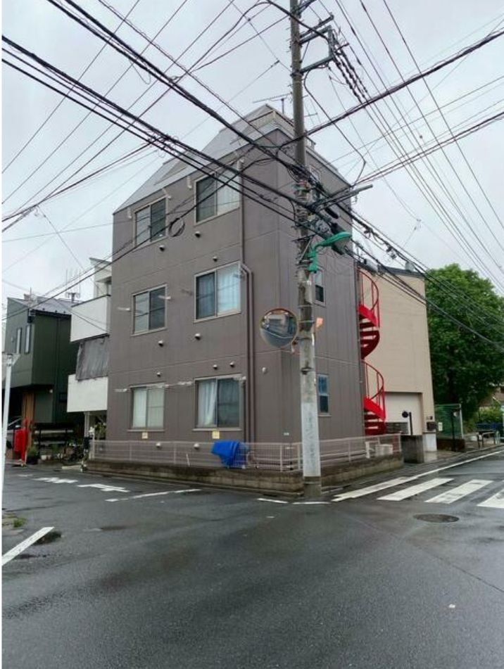 エンブレム早宮の外観