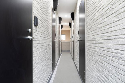 【ロビー】 | ラ・ルーナ