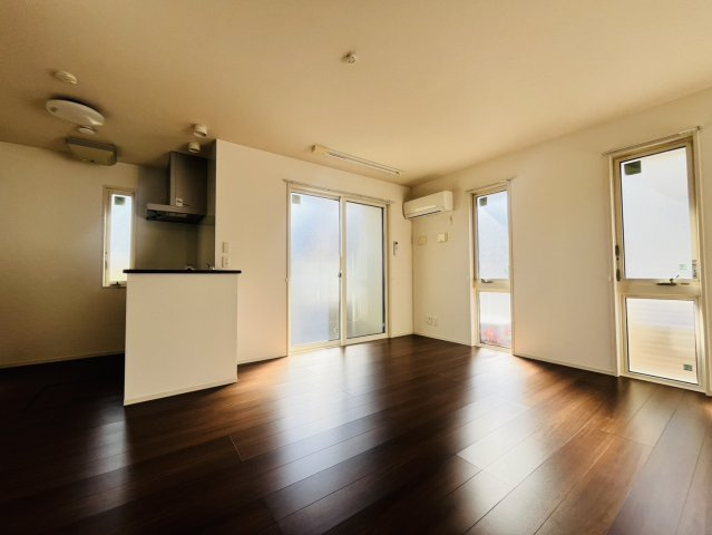 エル　ビエントⅡの居間・リビング