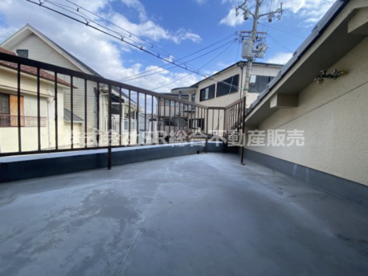 大蓮東2丁目中古戸建のバルコニー|広めのバルコニーで陽当たり良好です♪