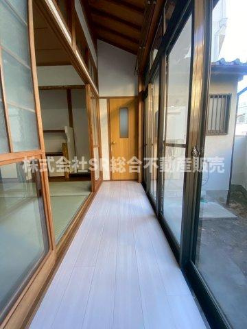 大蓮東2丁目中古戸建のその他共用部分|縁側があります