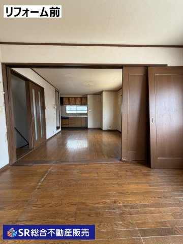 大蓮東2丁目中古戸建のキッチン|上にも棚があります♪