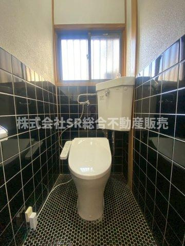 大蓮東2丁目中古戸建のトイレ|温水洗浄便座もございます♪