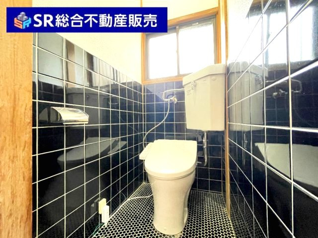 大蓮東2丁目中古戸建のトイレ|温水洗浄便座もございます♪