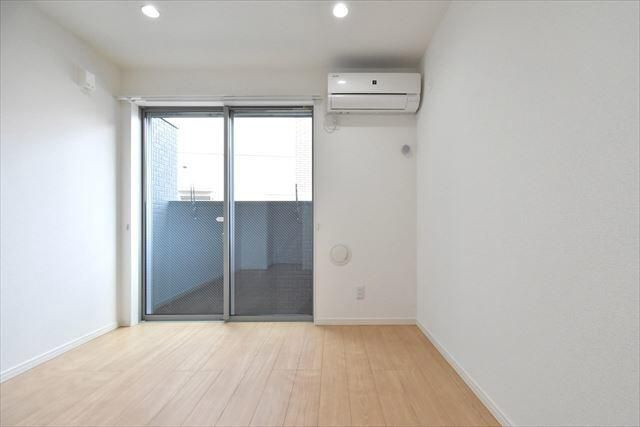 シャルム赤塚のバルコニー