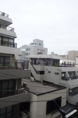 ブルーロック神楽坂の展望