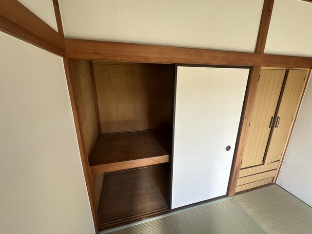 北中沢３丁目　貸戸建の収納|２Ｆ和室収納