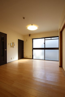 【居間・リビング】 | ライオンズマンション千代田柳風台