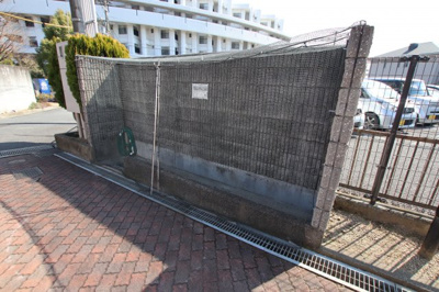 【その他共用部分】 | ライオンズマンション千代田柳風台 | 敷地内ゴミ捨場