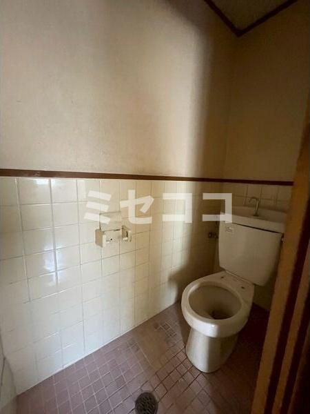 天六貸店舗のトイレ