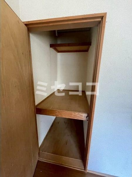 天六貸店舗の収納