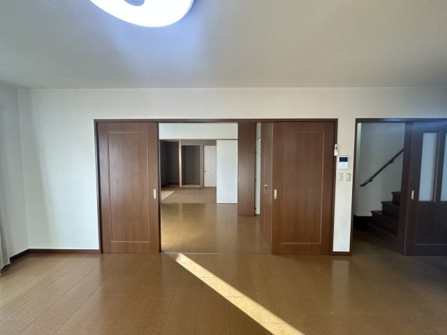 【居間・リビング】の画像