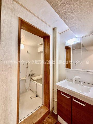 【独立洗面台】