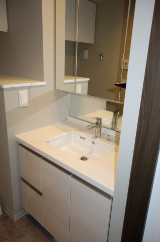 BPRレジデンス東日暮里の洗面所