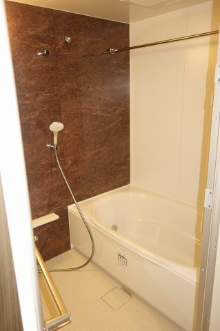 BPRレジデンス東日暮里の浴室