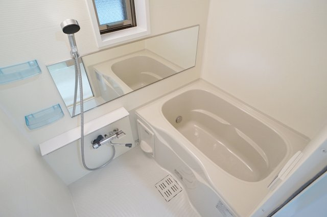 Rea-Granz宝塚千種の浴室