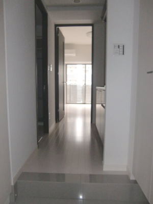 【玄関】 | リヴシティ両国壱番館