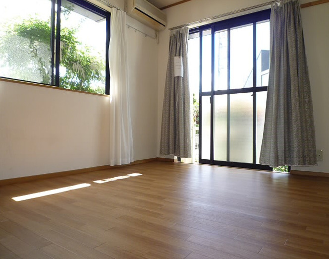 メープルアイの居間・リビング