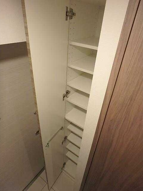 ガーラ・アヴェニュー調布(ガーラアヴェニューチョウフ)の収納