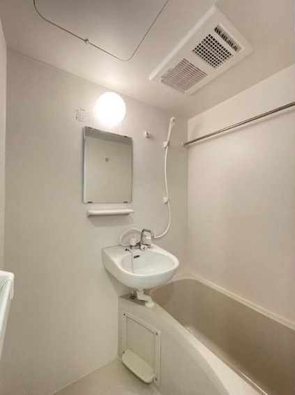 バーミープレイス鷺ノ宮の浴室