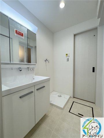 ルナ大久保駅前の洗面所