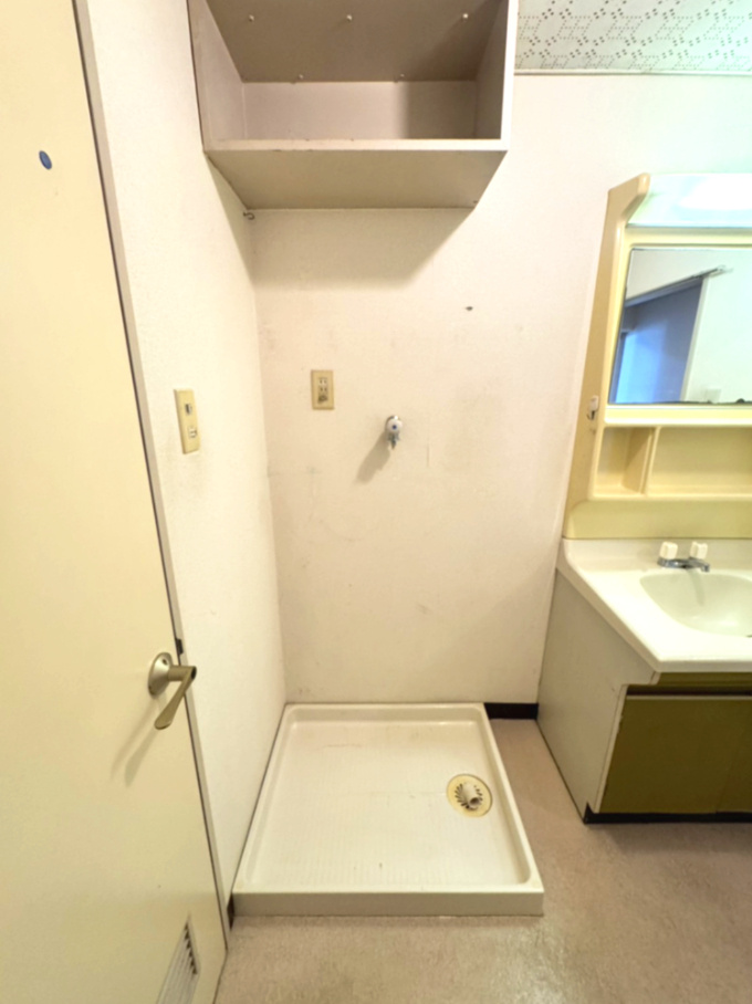 深江ロイヤルマンションのランドリースペース