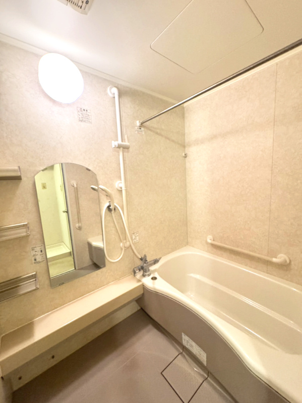 深江ロイヤルマンションの浴室