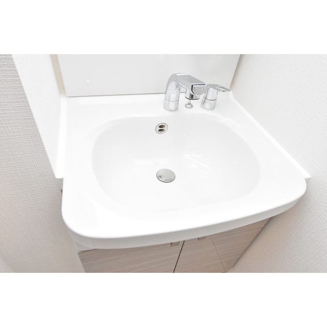 エスリード栄イーストスクエアの洗面所