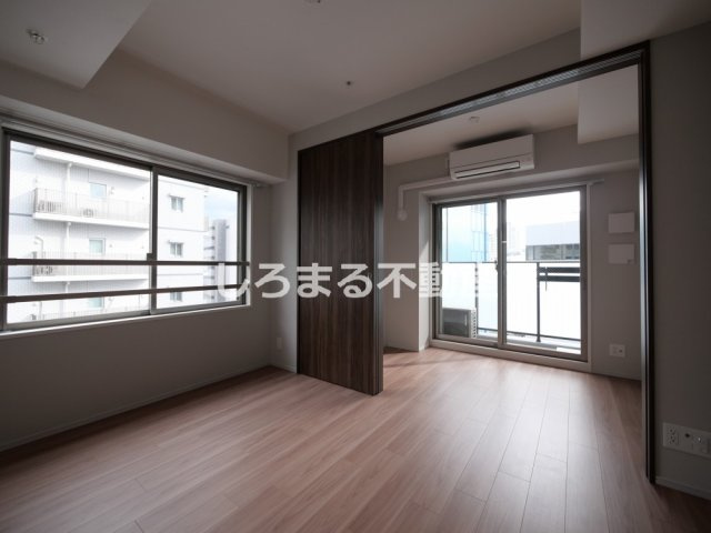 ライフフィールドなにわ本町RUELLEの居間・リビング